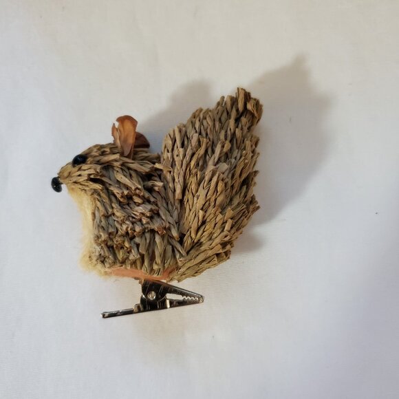 Squirrel Clip Ornaments – Made with Natural Fibers – Set of (4) - Picture 4 of 11
